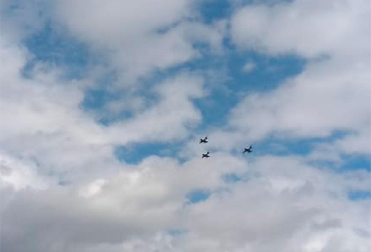 ¿Por qué durante la siesta sobrevolaron el cielo tucumano tres aviones de guerra?