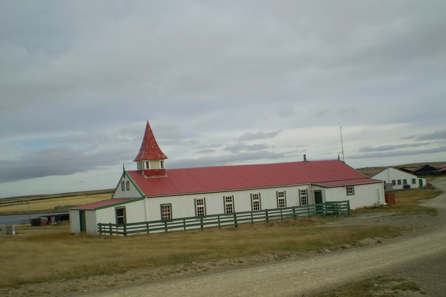 Edificio municipal, en Malvinas