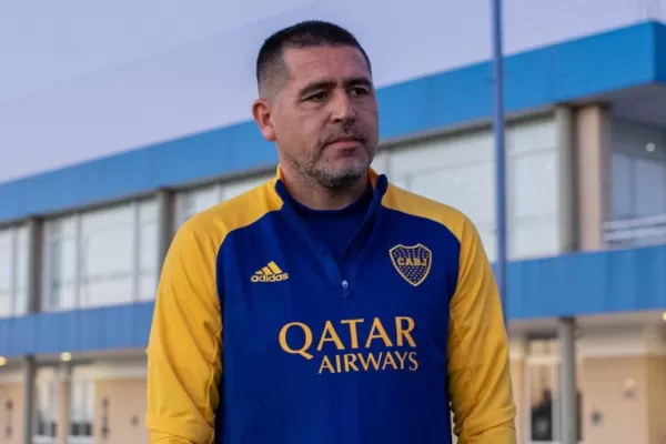 Riquelme bancó a Villa como profesional: Lo que pasa fuera de la cancha es otro tema