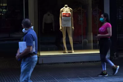 Volver con las restricciones causaría una segunda ola de cierre de locales comerciales