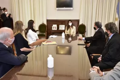 Según la Cámara de Comercio, aún no hay acuerdo sobre la vuelta al horario corrido