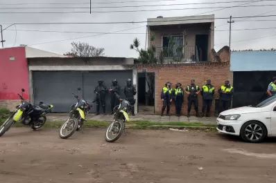 Allanan viviendas de una banda dedicada a los escruches en Tucumán