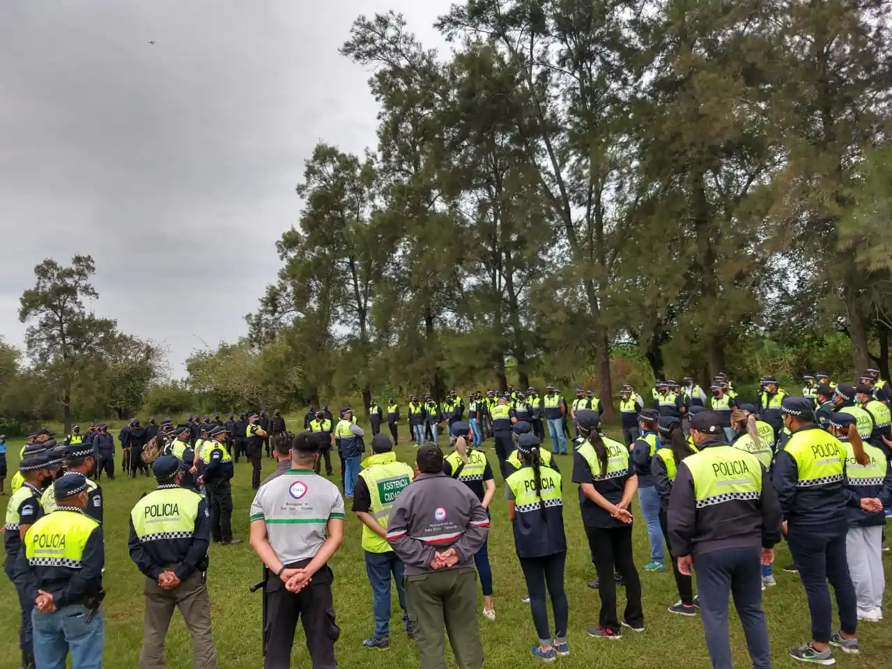 EN PLENO OPERATIVO. La Policía busca a Romero en Leales. Foto: Ministerio de Seguridad