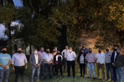 En la previa al Congreso del PJ, Manzur se reunió con comisionados rurales de Cruz Alta