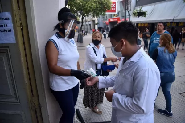 Docentes reclaman que se revea la presencialidad