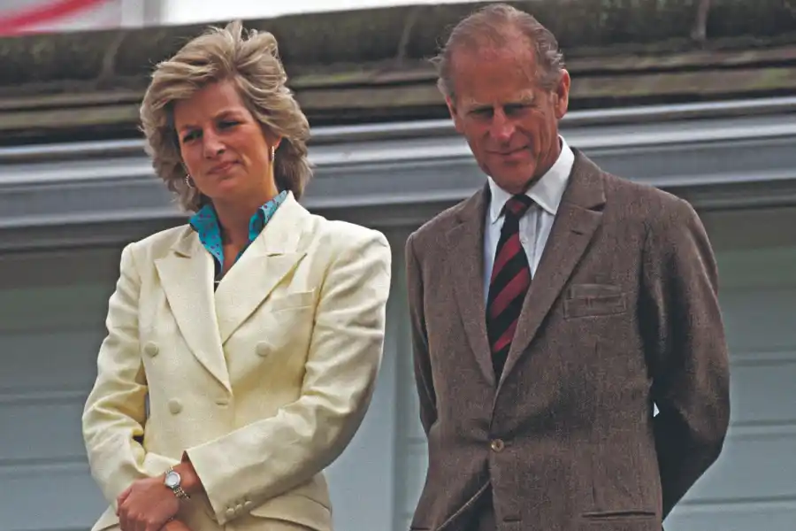 1987. Felipe de Edimburgo en un torneo de polo junto a Diana, la princesa de Gales.