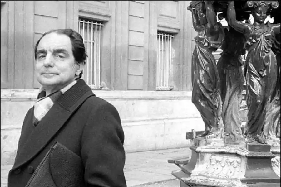 EL ADMIRADOR. Calvino (1923-1925), un incondicional de Borges.  