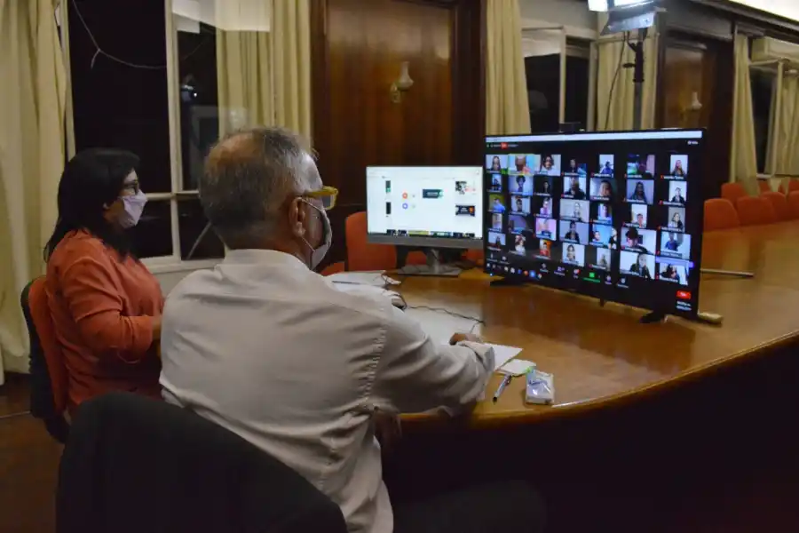 Promueven la participación de adolescentes a través de la creación de un Consejo Consultivo