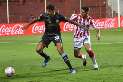 Se lesionó Vergini y Osores podría volver a ser titular en Atlético