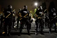 La muerte de otro hombre negro a manos de la policía desató protestas en Estados Unidos