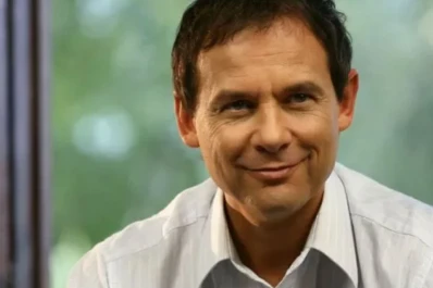 Se agravó el cuadro de covid del senador Eduardo Costa: está en terapia y con respirador