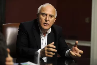 Miguel Lifschitz confirmó que dio positivo de coronavirus