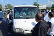 Dejaron pasar a los jugadores de Atlético en el corte de los choferes de UTA