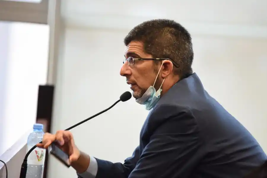 QUERELLA. Benjamín Núñez Arévalo.