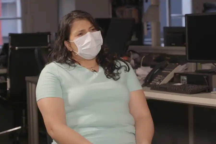 Cuatro profesionales de la salud reflexionan sobre las palabras que trajo la pandemia