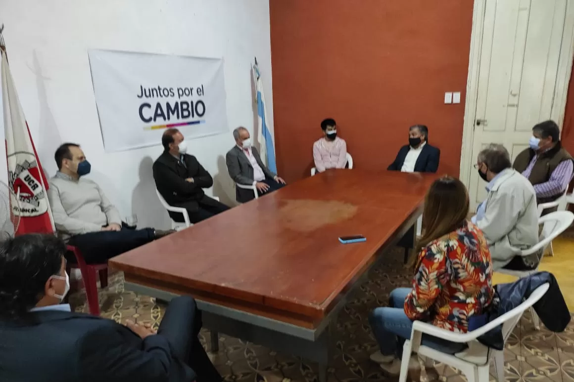 Reunión de los integrantes de Juntos por el Cambio Tucumán. 