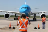Otro vuelo de aerolíneas aterrizó en Ezeiza con dosis de la vacuna Sputnik V
