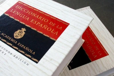 Covidiota: la nueva palabra que incluyó la RAE al diccionario