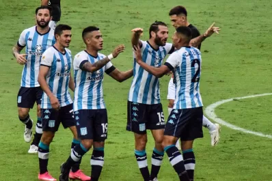 El gol del Pulguita Rodríguez no le alacanzó a Colón, que cayó en el final con Racing