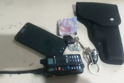 Vestido de policía quiso atacar a un Federal y terminó aprehendido