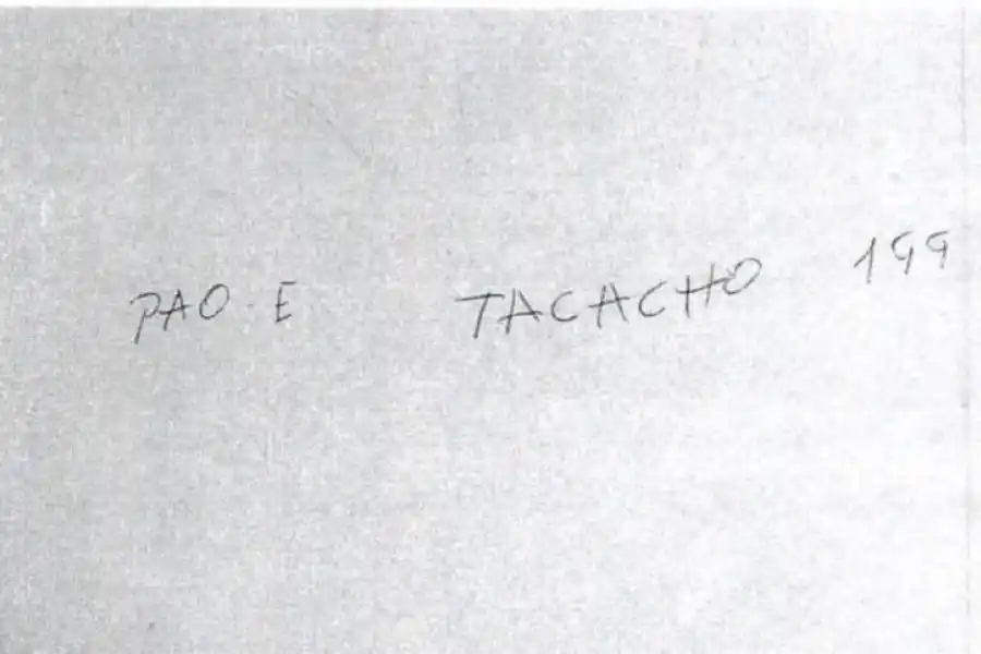 “Parada Parejas ingresó a mi edificio y me dejó mensajes en las paredes”