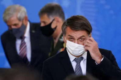 Bolsonaro se prepara para enfrentar las denuncias