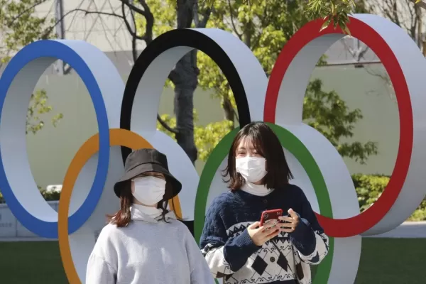 Japón planea vacunar a 10.000 personas por día ante la proximidad de los Juegos Olímpicos