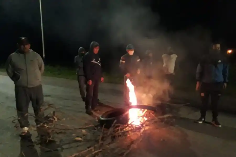 Los trabajadores del citrus cortan nuevamente las rutas tucumanas