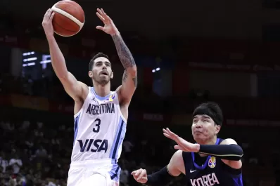 ¿Otro argentino a la NBA? Aseguran que Knicks quiere a Luca Vildoza