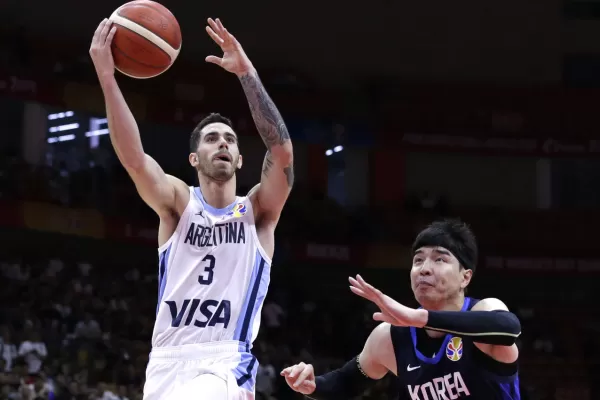 ¿Otro argentino a la NBA? Aseguran que Knicks quiere a Luca Vildoza