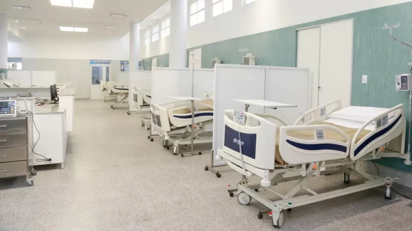 Sala de terapia intensiva del Hospital Avellaneda.