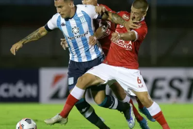 Racing-Sporting Cristal, hora y TV del partido más importante de la agenda