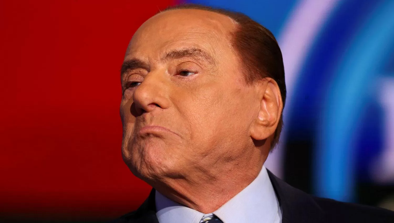Silvio Berlusconi recibió el alta tras permanecer internado 24 días