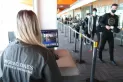 Volvió de Miami con coronavirus, ocultó el PCR positivo y quedó detenido en Ezeiza