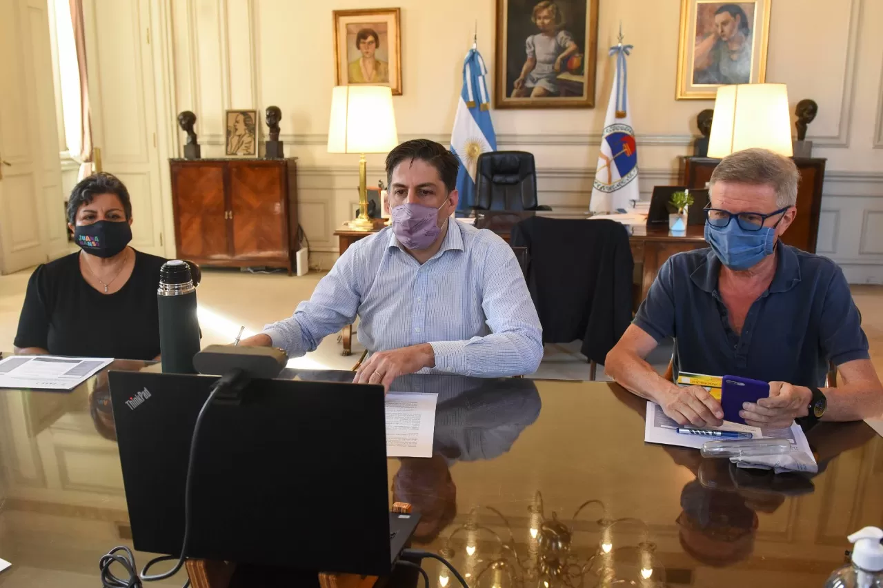 REUNIÓN. El ministro de Educación Nicolás Trotta mantuvo un encuentro con sus homólogos de Santa Fe, Buenos Aires, Ciudad Autónoma de Buenos Aires y Mendoza.