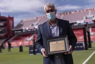 Reconocimiento del Rojo a Omar De Felippe