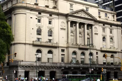 Los bonos argentinos se desploman después de los anuncios del Gobierno