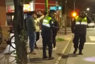 Gritos y disparos: pudo registrar el momento del robo de una moto en Barrio Norte