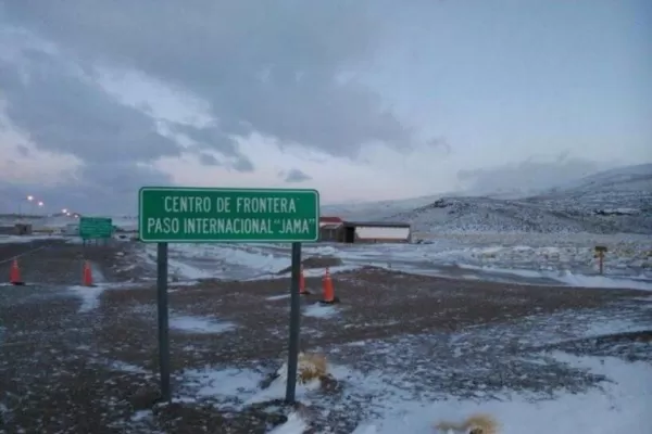 Cerraron el Paso de Jama, en la frontera con Chile, por las nevadas en la región