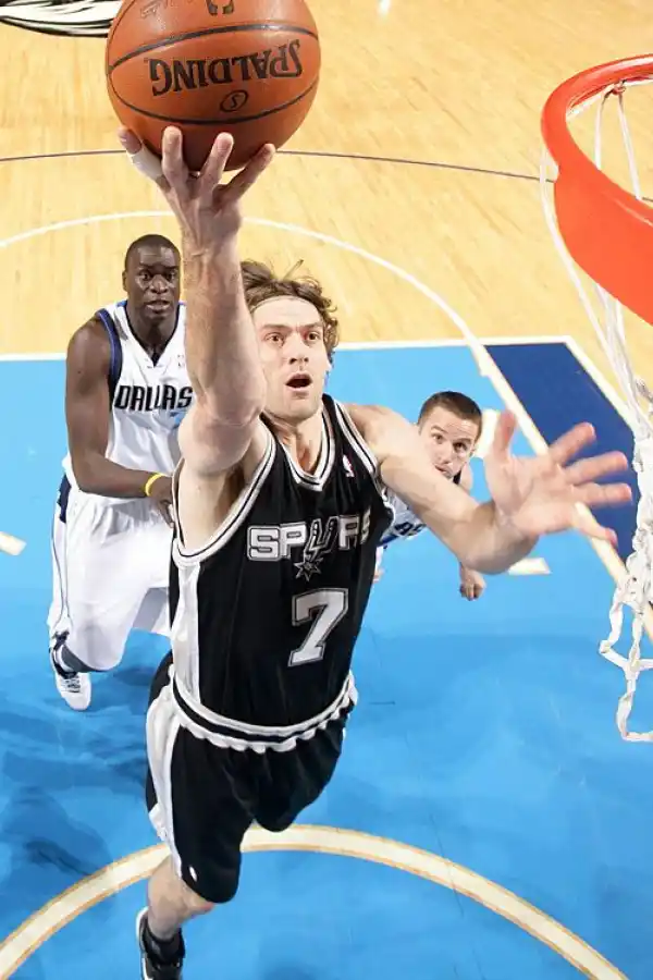 CAMPEÓN. Oberto festejó en 2007. 