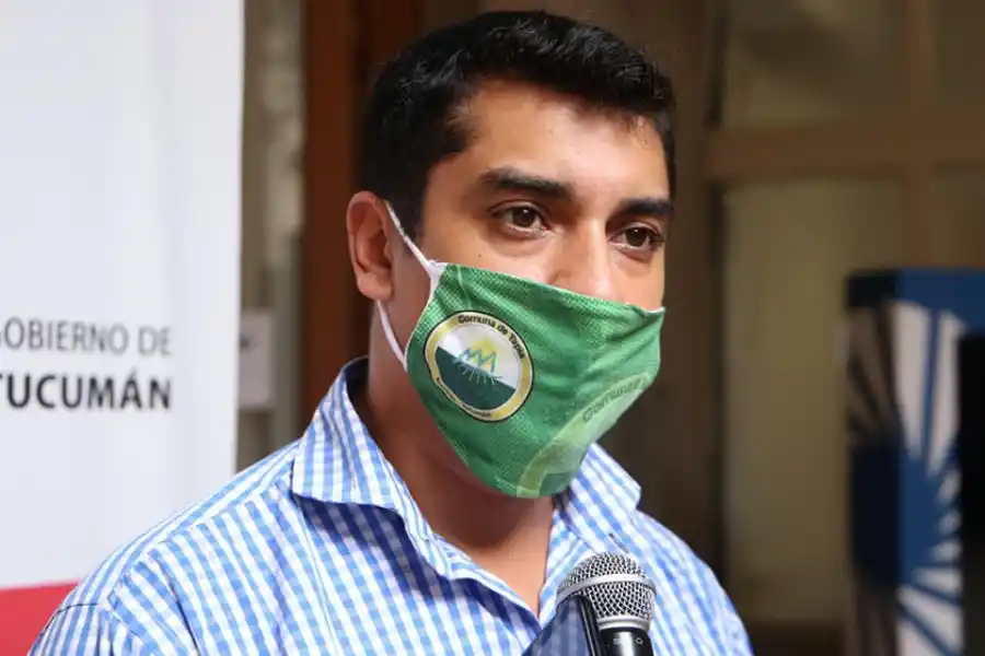 PEDRO ACOSTA. El dirigente peronista es comisionado rural de Tapia, a cuya jurisdicción pertenece Ticucho. Foto de Facebook.