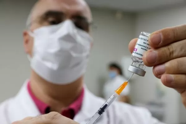 Francia vacunó a 20 millones de personas contra la covid-19