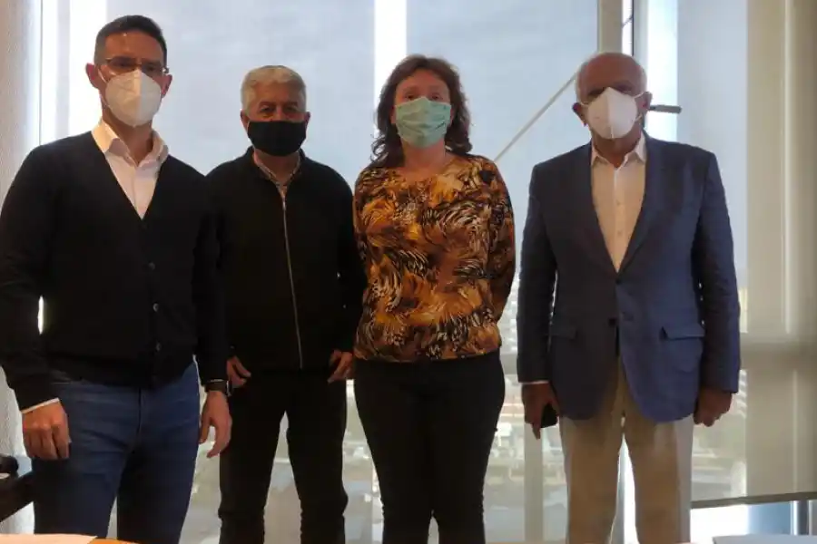 MEDIDA. Con el patrocinio del abogado Juan Andrés Robles, Juan Carlos Romero y Patricia del Valle Giolitto solicitaron constituirse como querellantes en la denuncia contra el legislador Daniel Deiana.