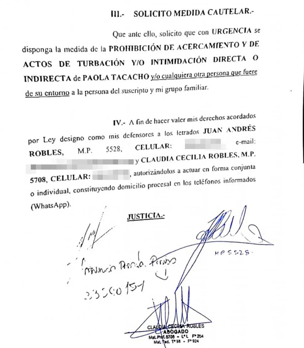 FACSÍMIL DE LA PRESENTACIÓN ESPONTÁNEA. Párrafo final del texto donde Parada Parejas y los Robles requieren medidas contra Tacacho. 