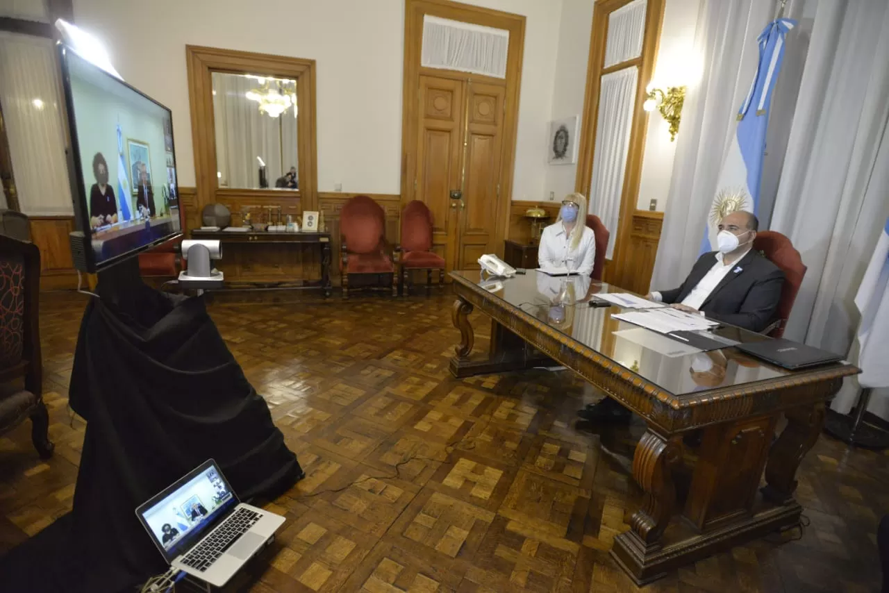 Alberto Fernández se reúne en videoconferencia con 12 gobernadores, entre ellos Manzur 