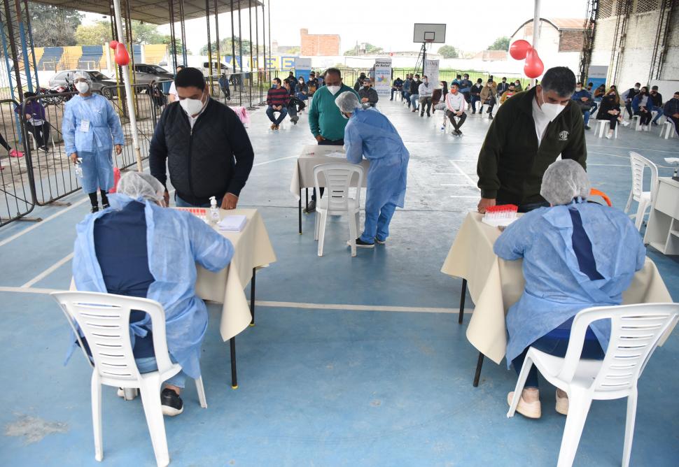 EL TEST. Se analizará su sangre para saber si generaron anticuerpos. 