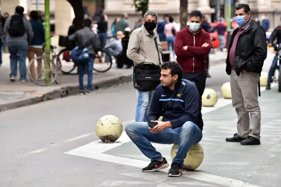 UNOS SÍ, OTROS NO. Doble estándar con los protocolos