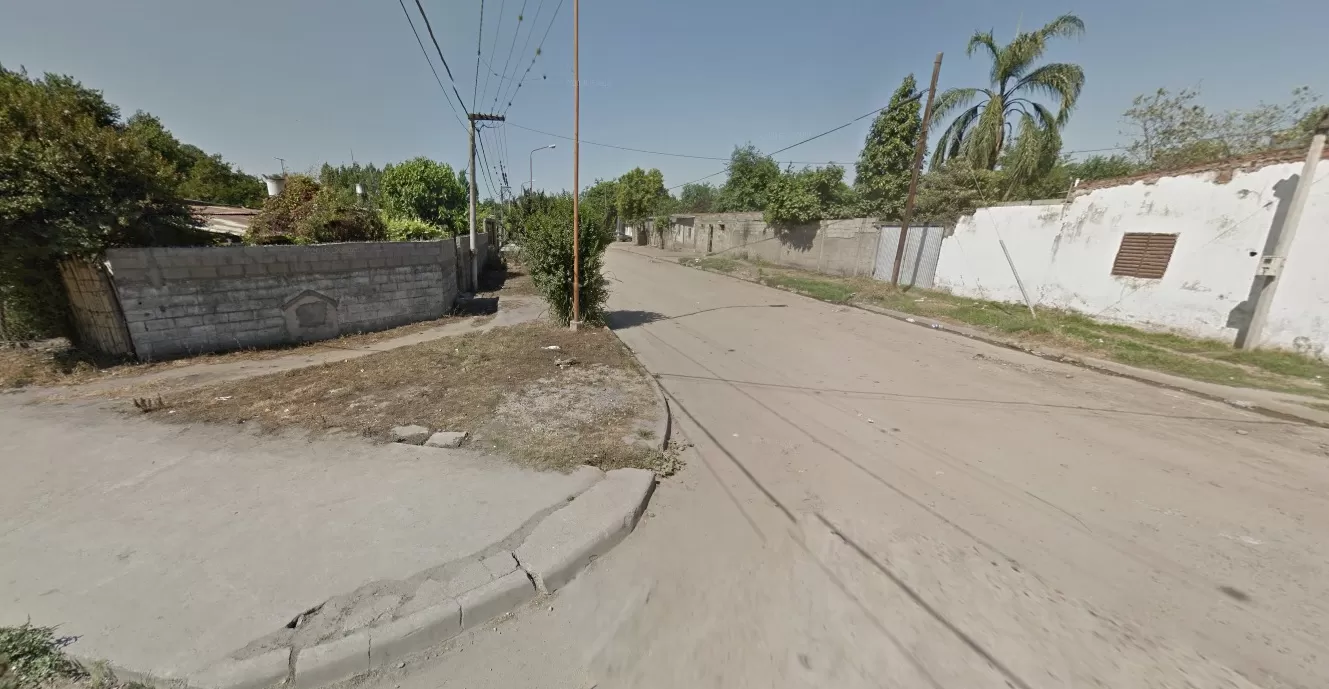 ESPAÑA Y ECHEVERRÍA, Monteros. La esquina donde se produjo el ataque. (Google Maps)