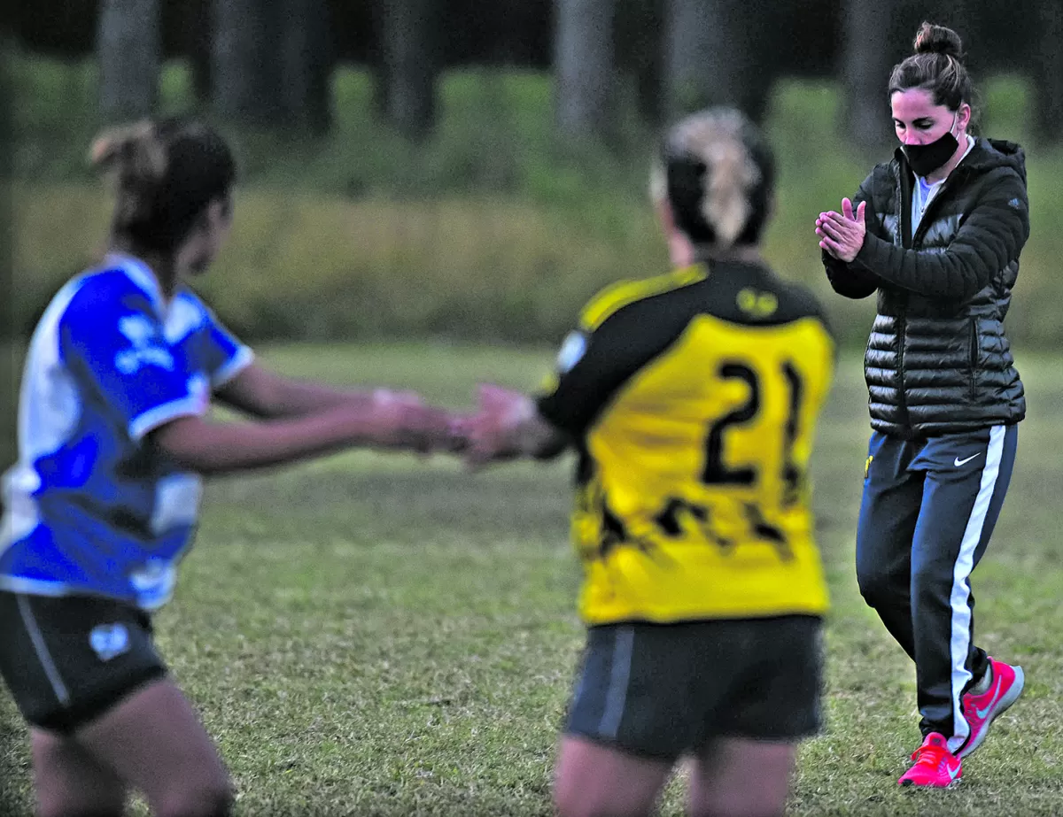 Rugby femenino: que haya más entrenadoras es sólo cuestión de tiempo”