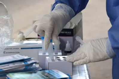 En su reporte matutino, Salud informó 1.100 casos y nueve muertes por covid en Tucumán
